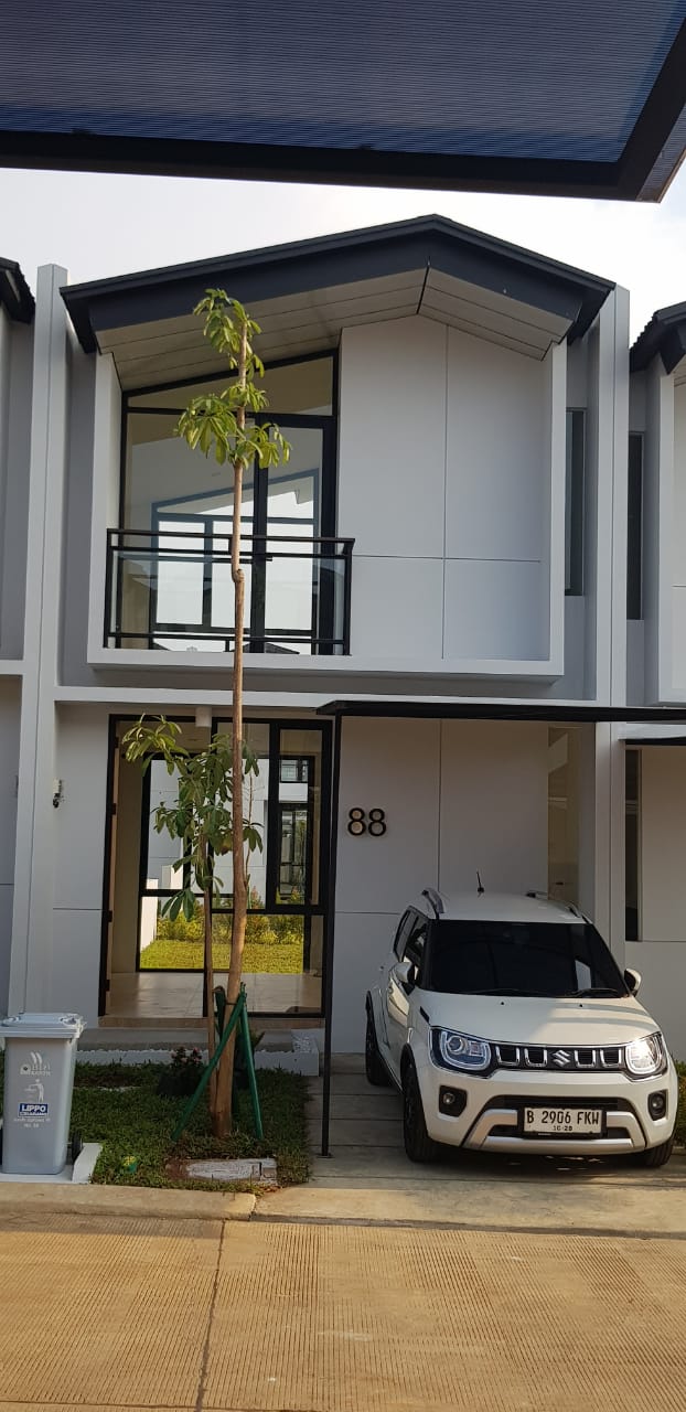 Rumah Disewakan di Cluster Uptown Lippo Cikarang